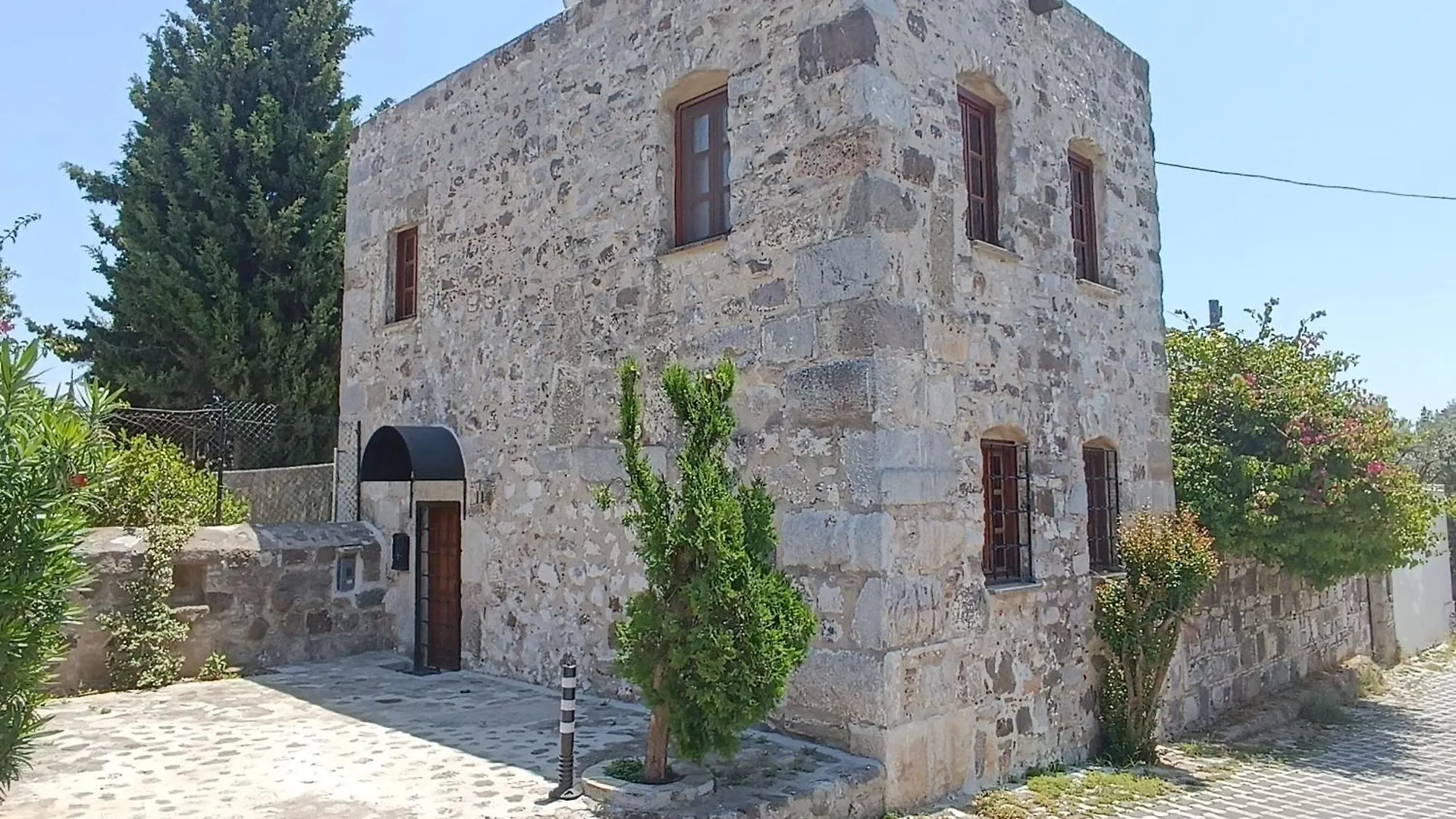 Stone House contacts